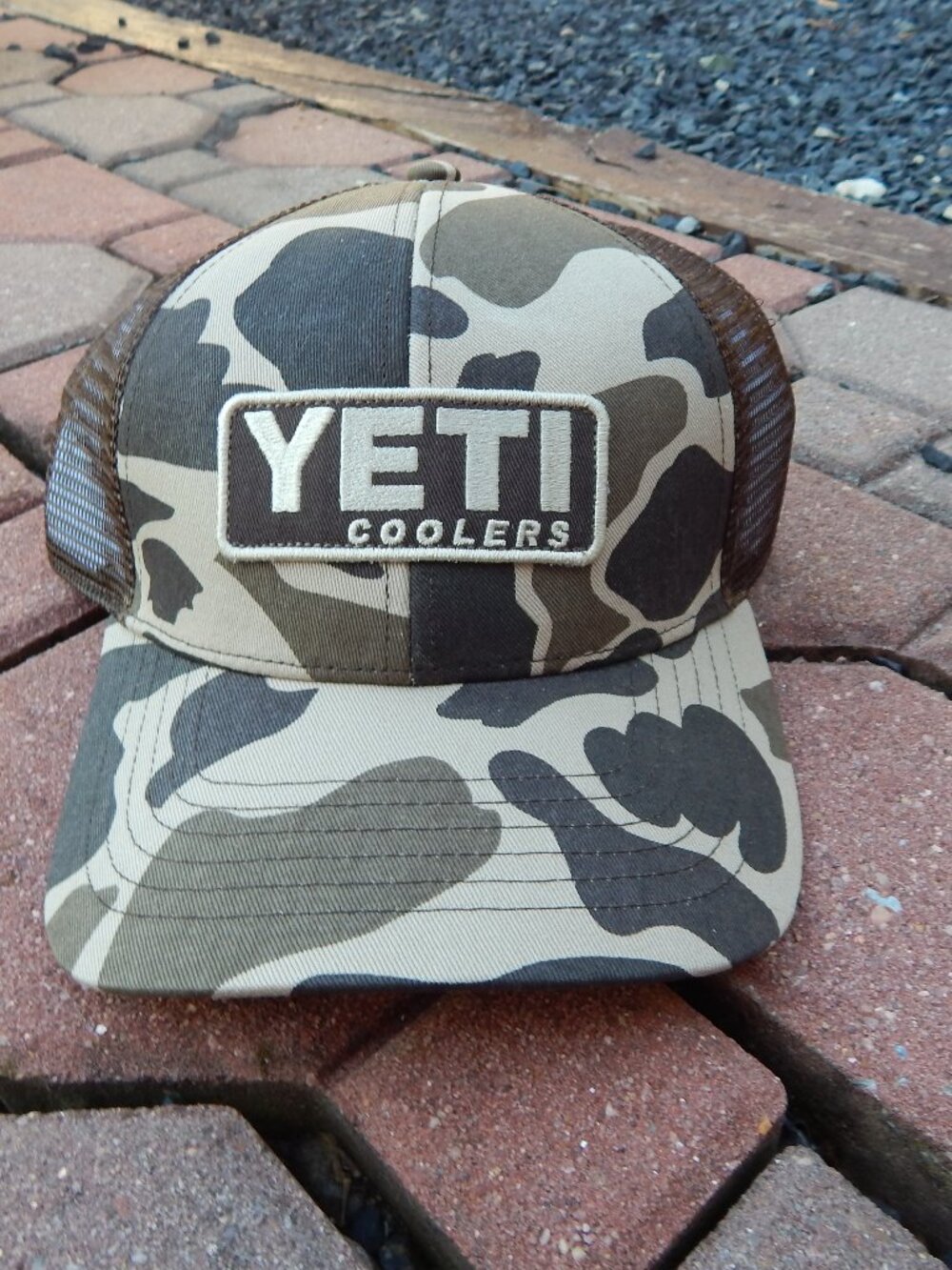 Yeti Coolers Logo Patch Camo Mesh Snapback Cap Camouflage Trucker Hunter Hat NEW